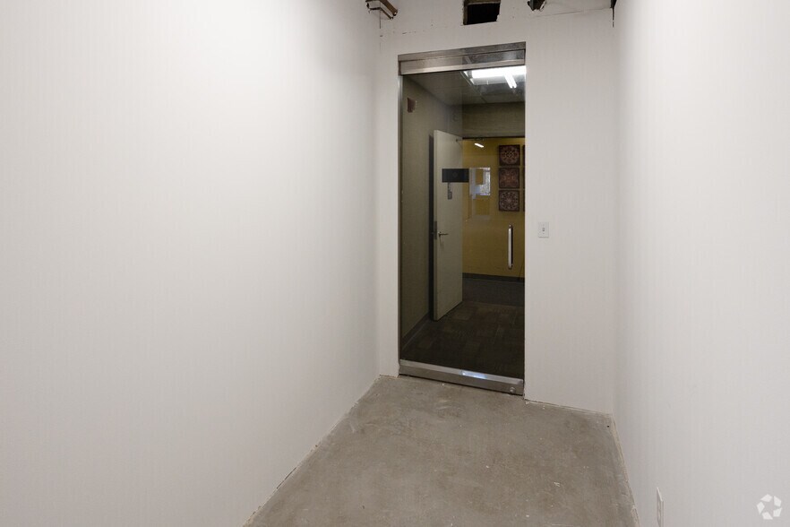 More Photos Of 218 Route 17 N, Rochelle Park Office For Lease