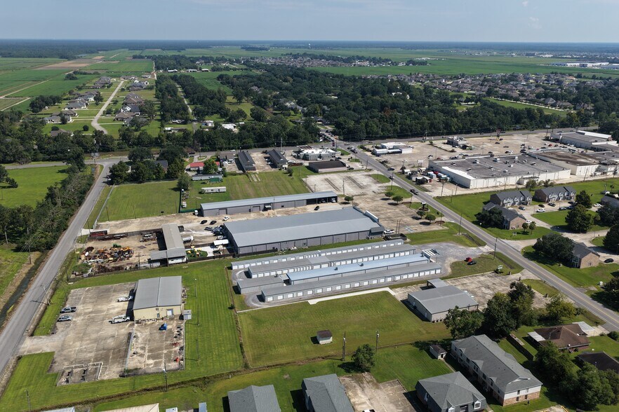 More Photos Of 2219 LA-3185, Thibodaux Specialty For Sale