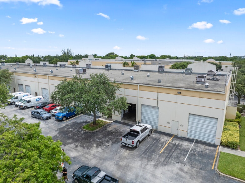 More Photos Of 1011-1039 NW 31st Ave, Pompano Beach Manufacturing For Lease