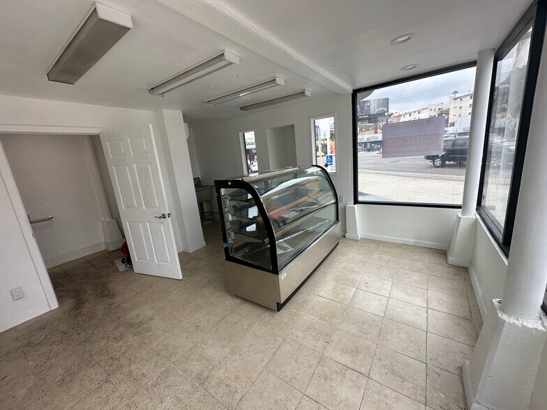 More Photos Of 7300 W Sunset Blvd, Los Angeles Unknown For Lease