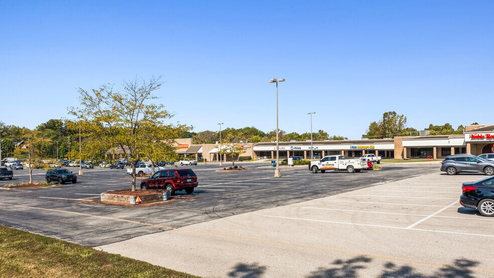 More Photos Of 4290 W Jonathan Moore Pike, Columbus Unknown For Lease