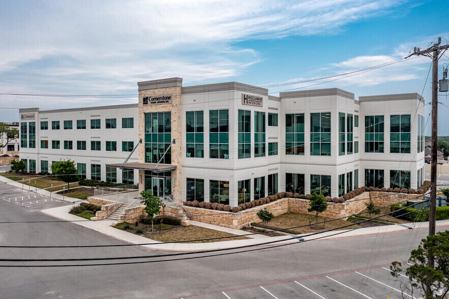 More Photos Of 4372 N Loop 1604 W, San Antonio Office For Lease