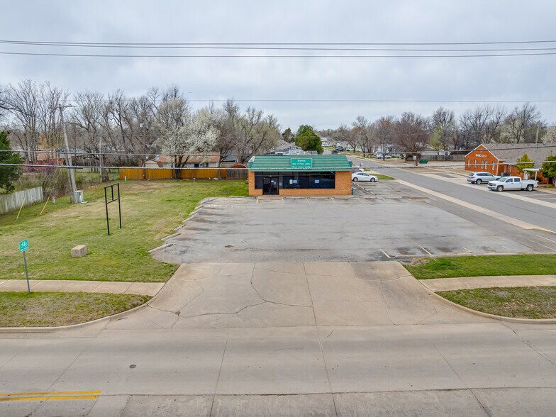 More Photos Of 430 N Berry Rd, Norman Medical For Sale