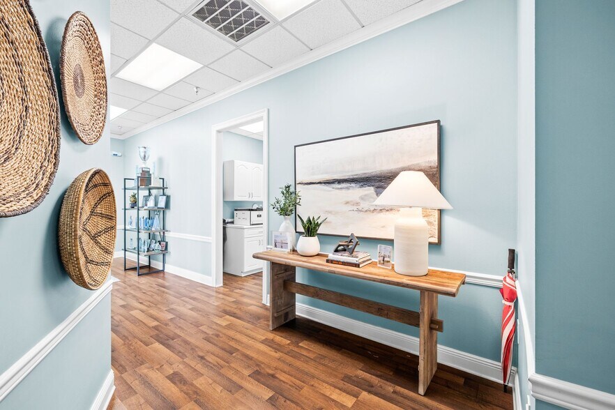 More Photos Of 12815 US Highway 98 W, Miramar Beach Medical For Sale