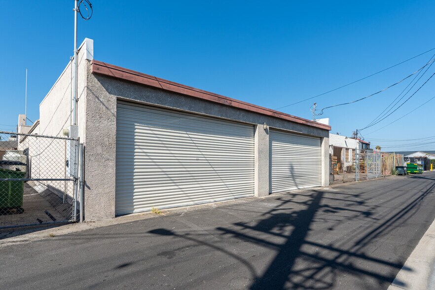 More Photos Of 5261-5265 E Washington Blvd, Commerce Warehouse For Sale