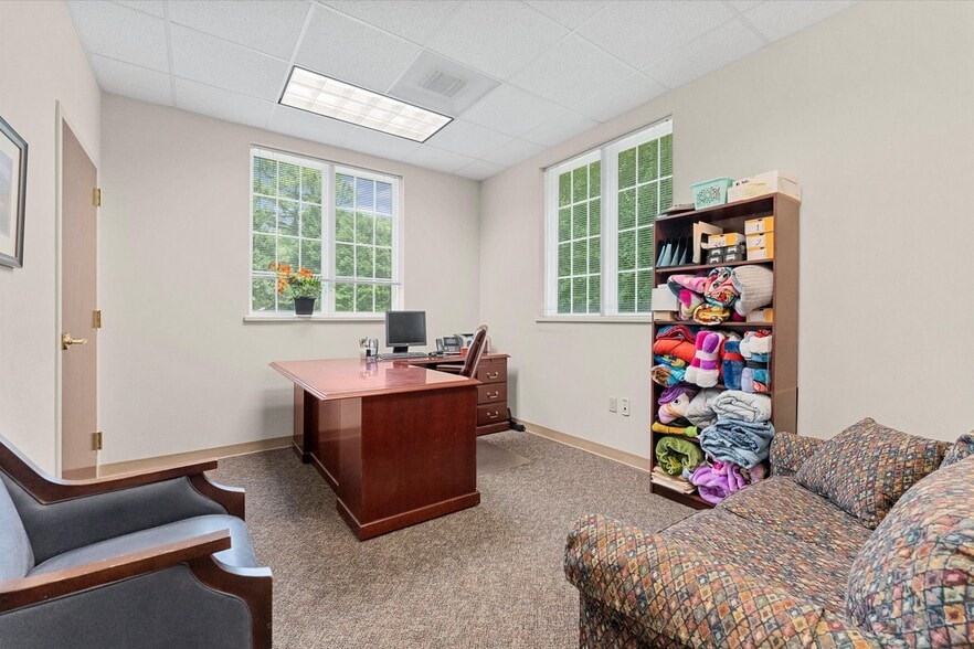 More Photos Of 1146 N New Hope Rd, Gastonia Medical For Lease