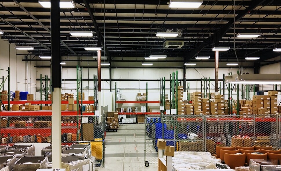 More Photos Of 2601 SE J St, Bentonville Warehouse For Lease