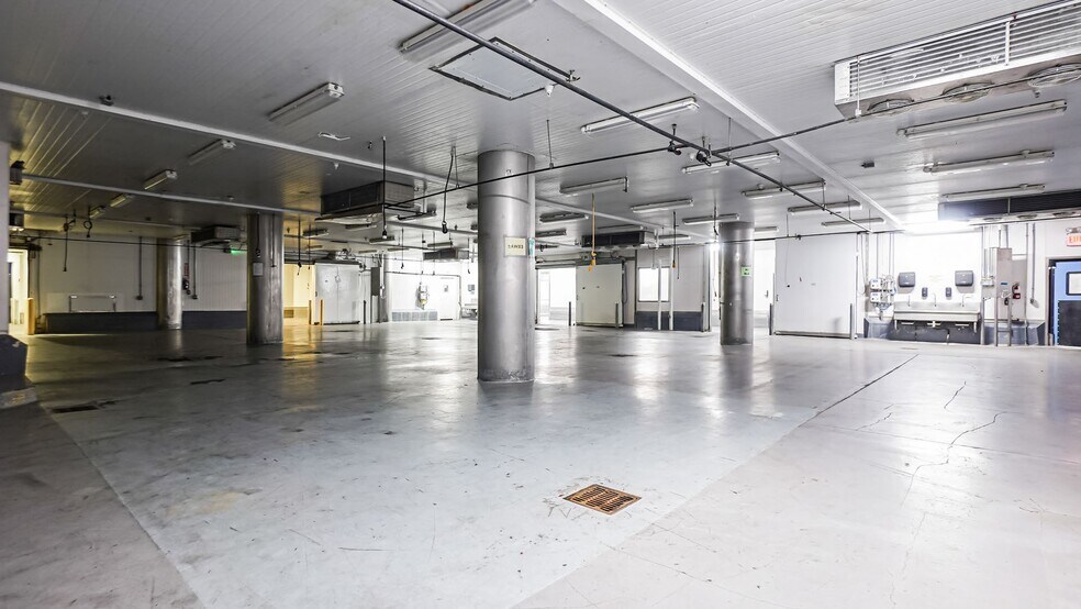 More Photos Of 3305 E Vernon Ave, Vernon Refrigeration Cold Storage For Sale