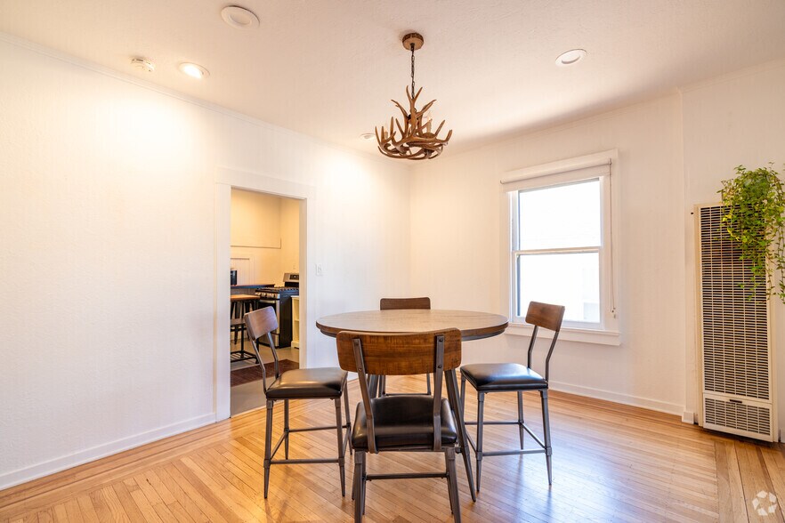 More Photos Of 611 1st St, Napa Storefront Retail Office For Sale