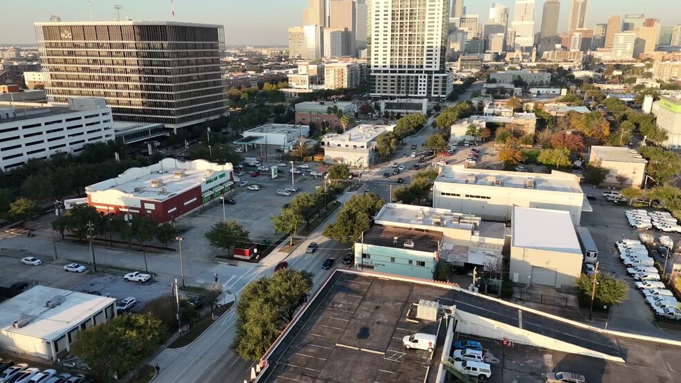 Primary Photo Of 3221 Fannin St, Houston Office For Sale