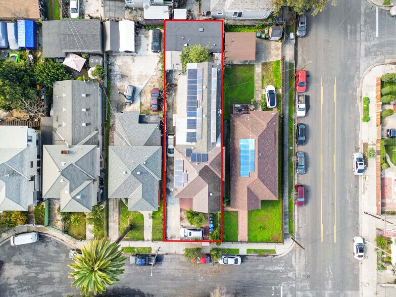 More Photos Of 2005 Magnolia Ave, Los Angeles Apartments For Sale