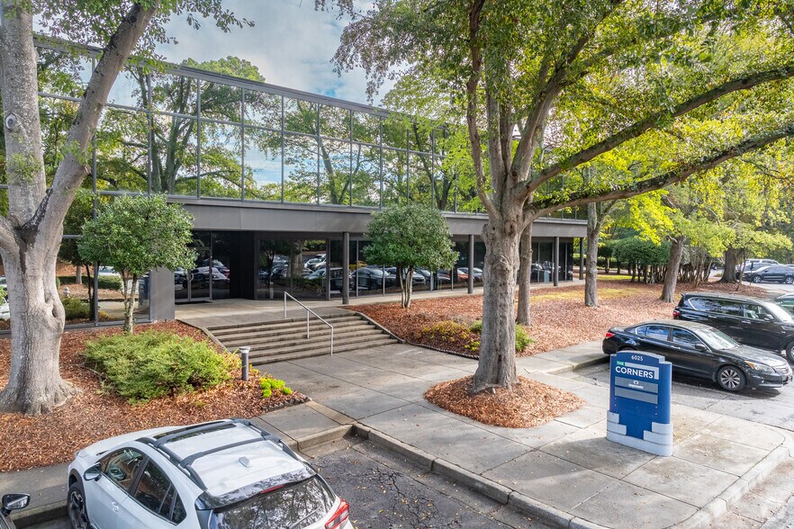 More Photos Of 6025 The Corners Pky, Peachtree Corners Unknown For Lease