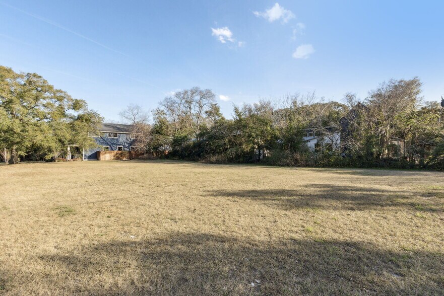 More Photos Of 332 N 3rd St, Fernandina Beach Land For Sale