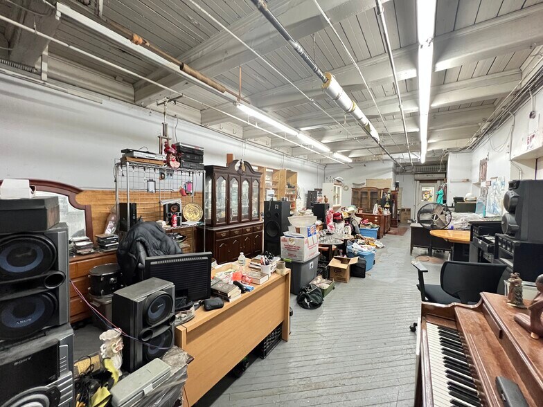 More Photos Of 972-974 Dean St, Brooklyn Warehouse For Sale