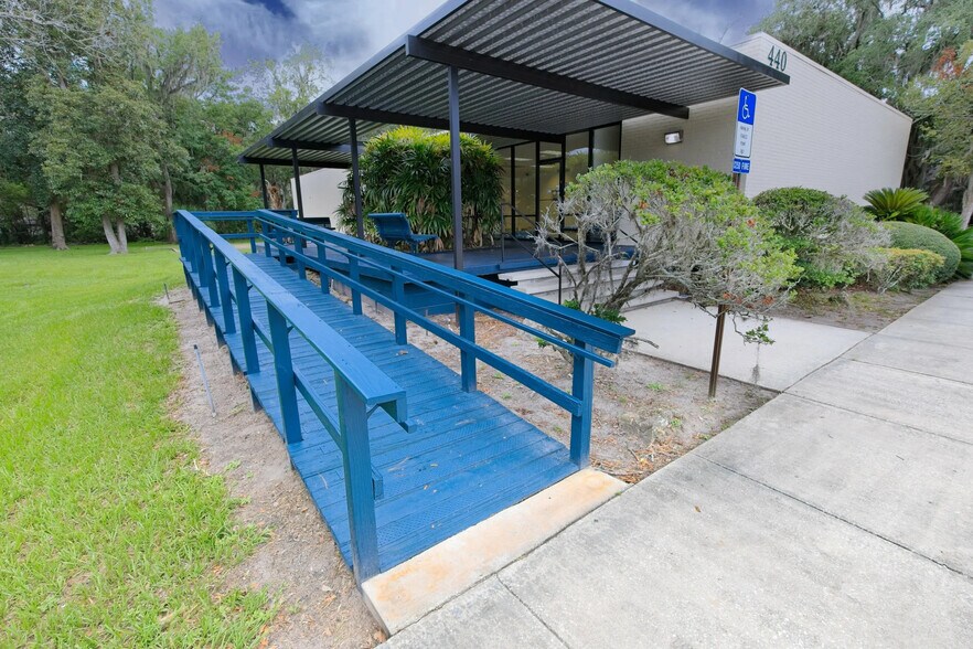 More Photos Of 440 Kingsley Ave, Orange Park Medical For Sale