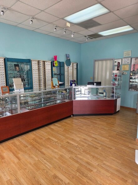 More Photos Of 2186 Geary Blvd, San Francisco Medical For Sale