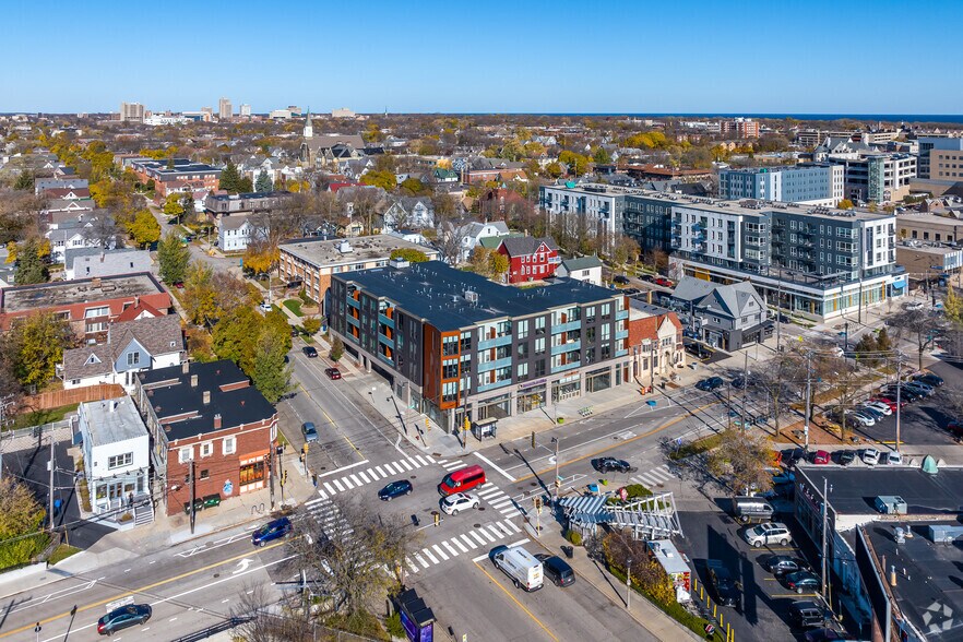 More Photos Of 2310 N Oakland Ave, Milwaukee Apartments For Lease