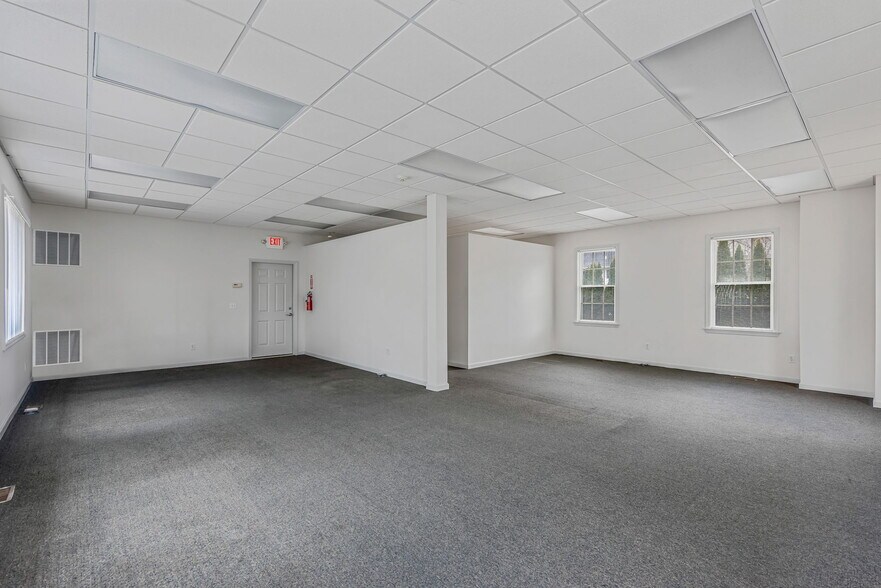 More Photos Of 1360 Montauk Hwy, Mastic Office For Sale