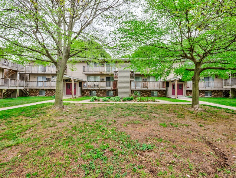Primary Photo Of 4037 S Rose St, Kalamazoo Apartments For Sale