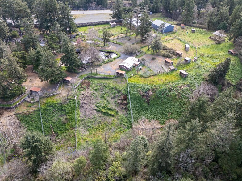 More Photos Of 46914 US-101, Bandon General Retail For Sale