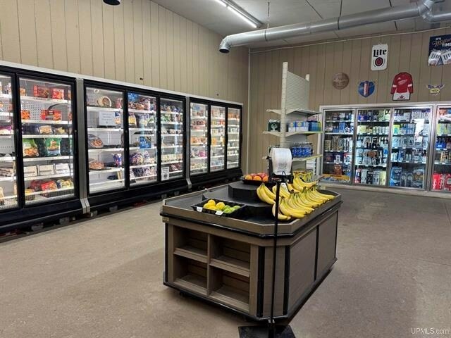 More Photos Of 3963 W Maple Ridge 37th Rd, Rock Service Station For Sale