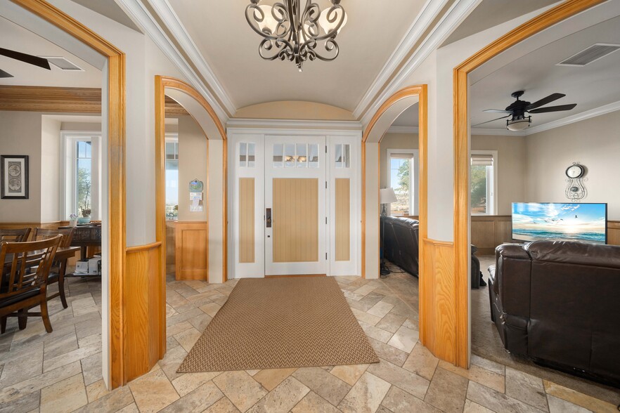 More Photos Of 35655 52nd St E, Palmdale Manufacturing For Sale