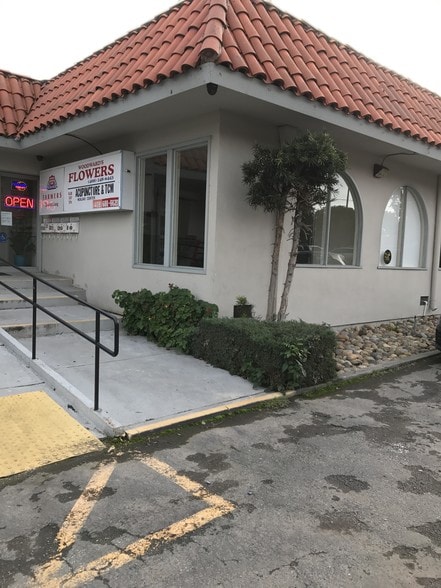 More Photos Of 770 Kiely Blvd, Santa Clara General Retail For Sale