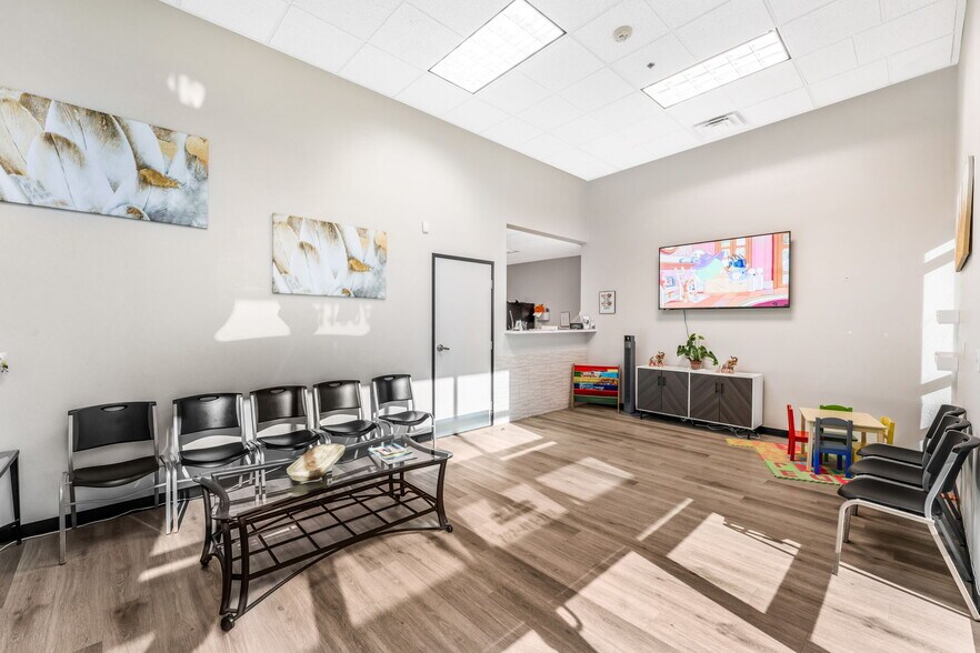 More Photos Of 4130 N Martin Luther King Blvd, North Las Vegas Office For Sale