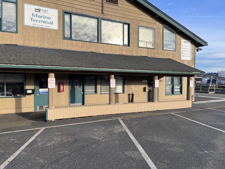 More Photos Of 202 N Cedar St, Port Angeles Flex For Lease