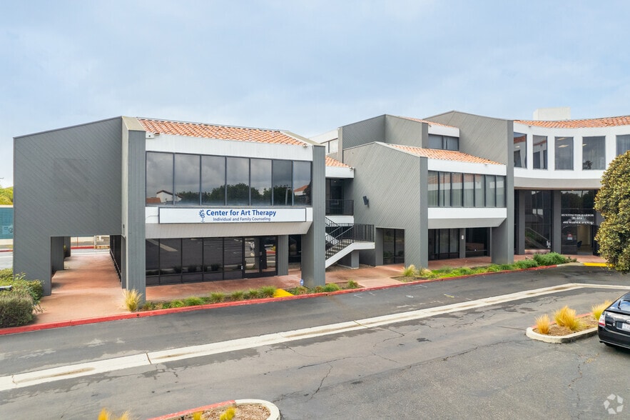 More Photos Of 4952 Warner Ave, Huntington Beach Office For Lease