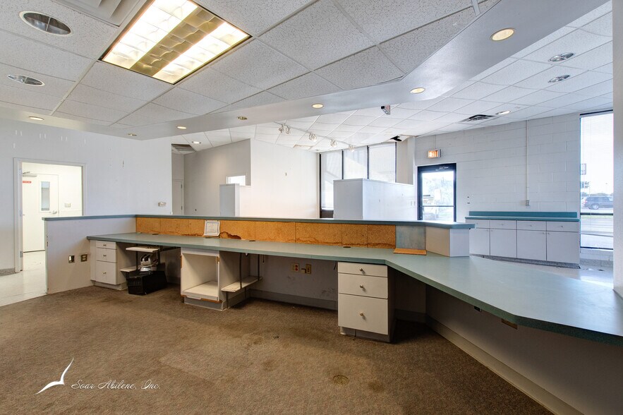 More Photos Of 3981 Ridgemont Dr, Abilene Storefront Retail Office For Sale