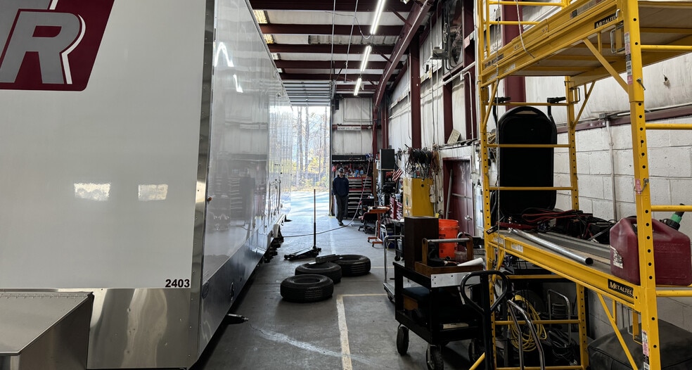 More Photos Of 43 Bellamy Ct, Stockbridge Warehouse For Lease