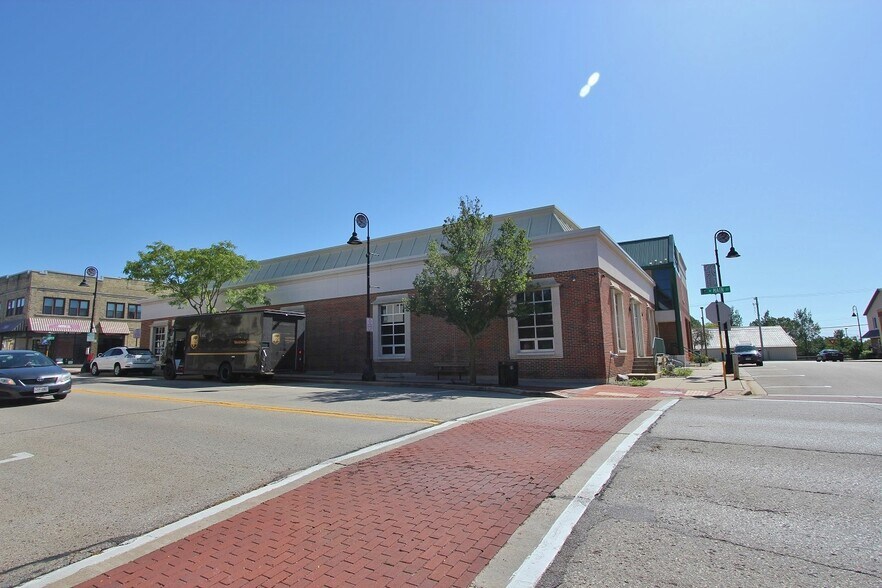 More Photos Of 100 S 1st St, Mount Horeb Office For Sale