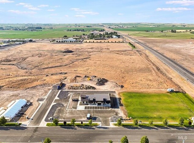 More Photos Of 388 Crossroads Point Blvd, Jerome Office For Lease