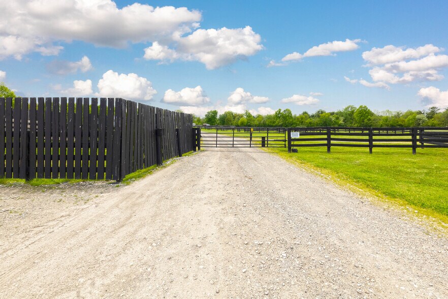 More Photos Of 9317 Johnstown-Alexandria Rd, Johnstown Land For Sale