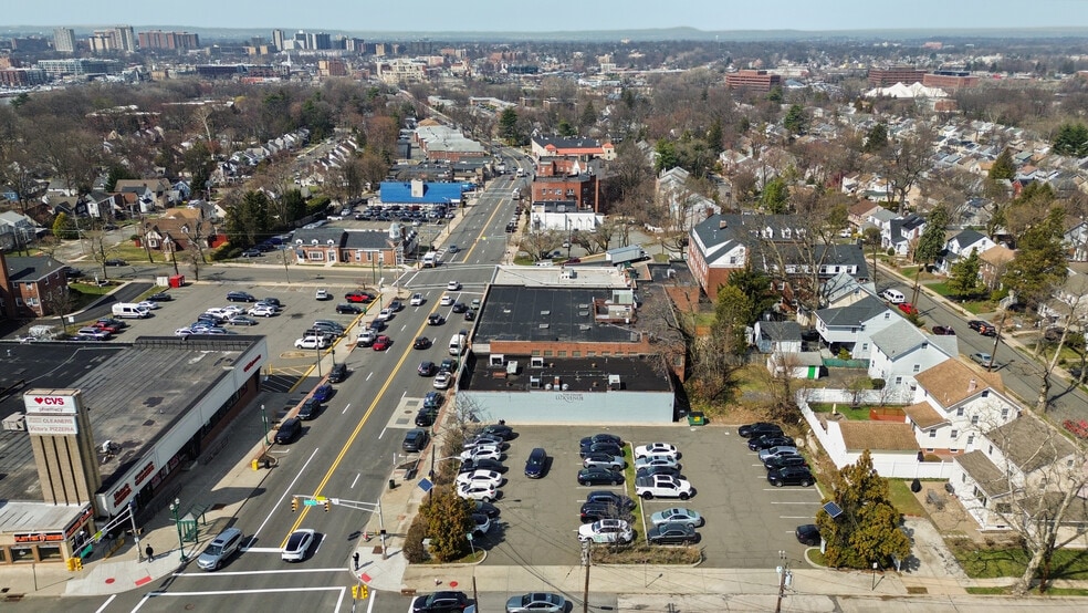 More Photos Of 545-553 Cedar Ln, Teaneck Office For Sale