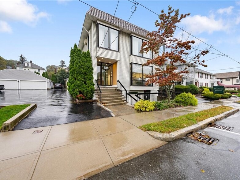 More Photos Of 44 Trapelo Rd, Belmont Office For Sale