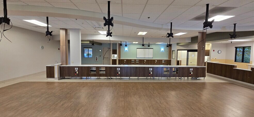 More Photos Of 3605 Ranch Dr, Prescott Medical For Lease