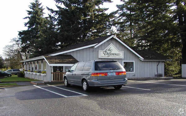 More Photos Of 17750 SW Lower Boones Ferry Rd, Lake Oswego Freestanding For Sale