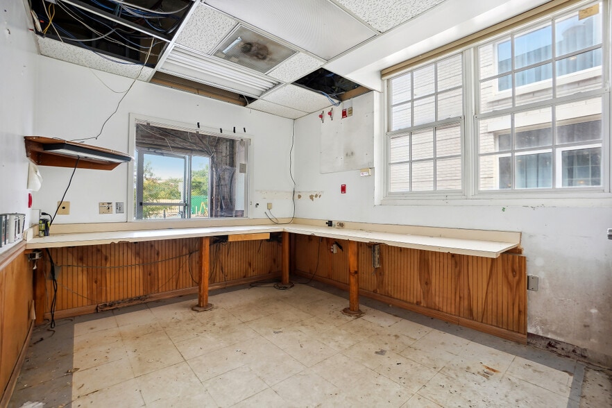 More Photos Of 6801 Cameron Dr NW, Washington Police Fire Station For Sale