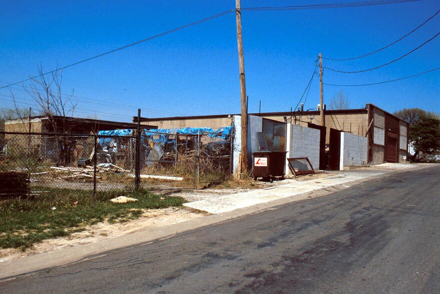 More Photos Of 5915 Garfield Ave, Saint Louis Showroom For Sale