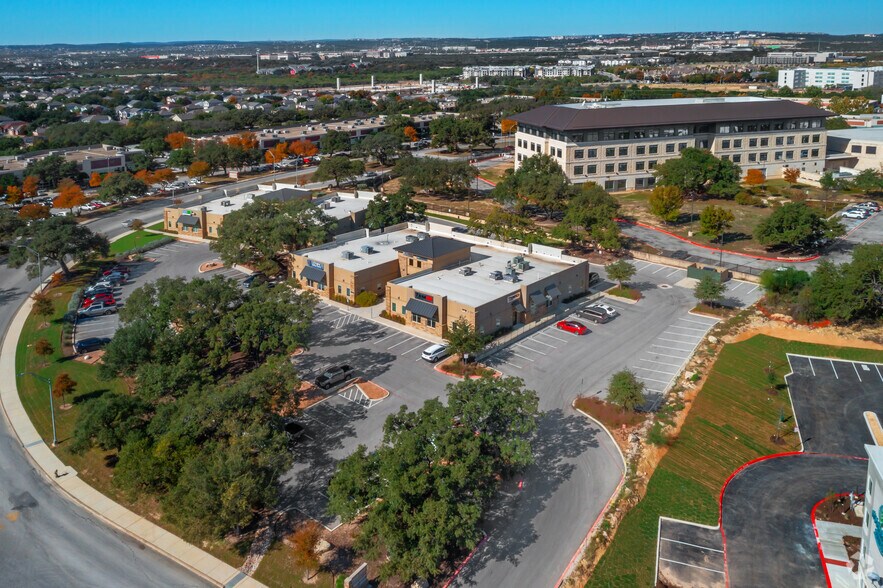 More Photos Of 5718 University Heights Blvd, San Antonio Office For Sale