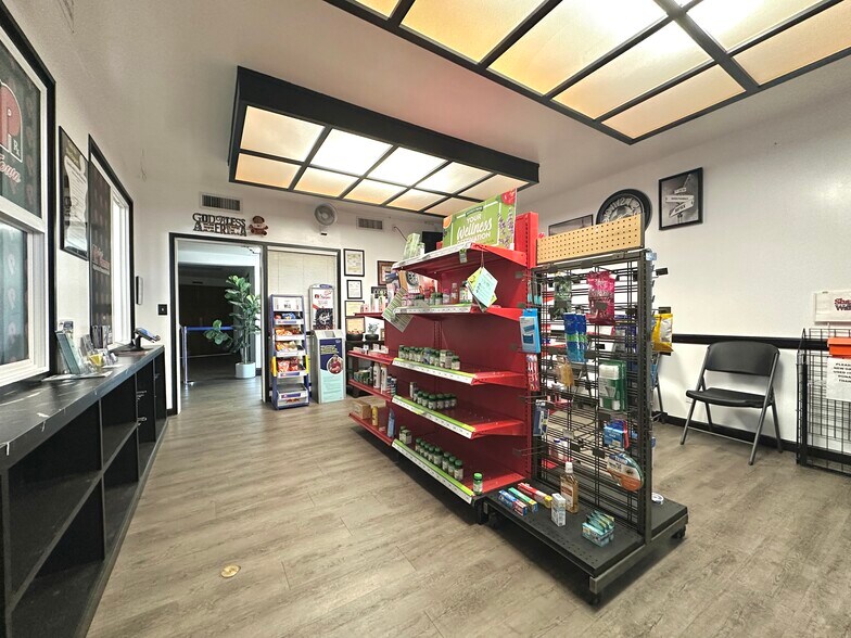 More Photos Of 4979 Olivehurst Ave, Olivehurst General Retail For Sale
