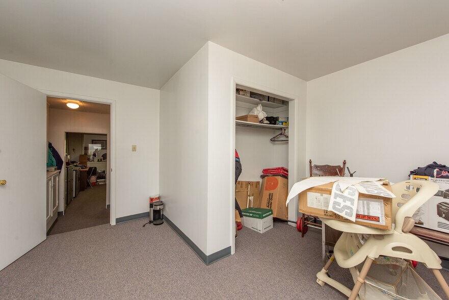 More Photos Of 250 E Villard St, Dickinson Office For Sale