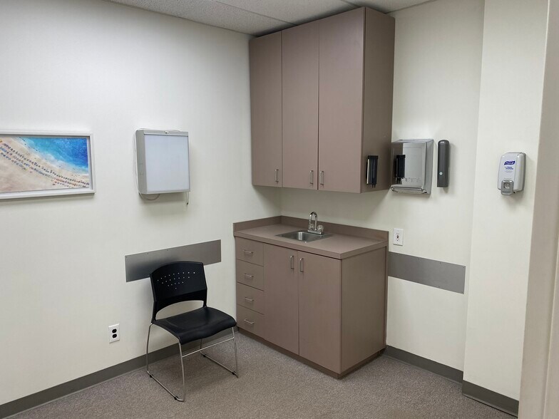 More Photos Of 8 Technology Dr, East Setauket Medical For Sale
