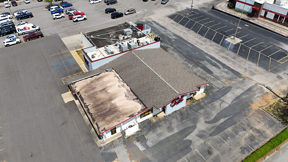 More Photos Of 1816 McFarland Blvd, Northport Restaurant For Lease