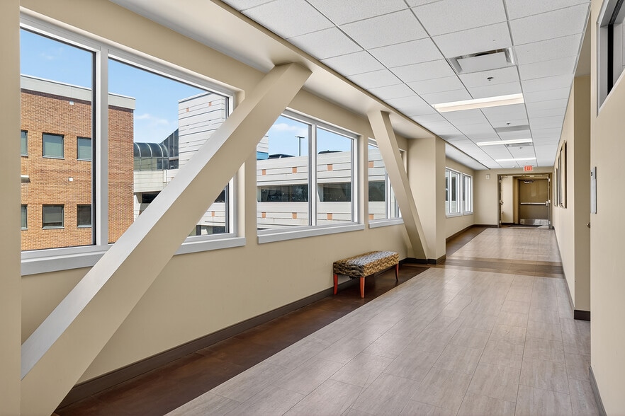 More Photos Of 2728 10th Ave S, Birmingham Medical For Lease