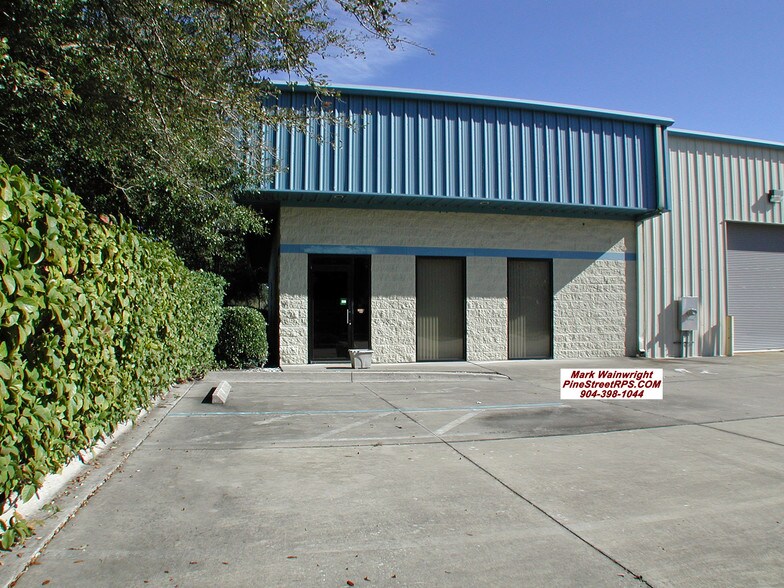 More Photos Of 5784 Mining Blvd, Jacksonville Warehouse For Lease