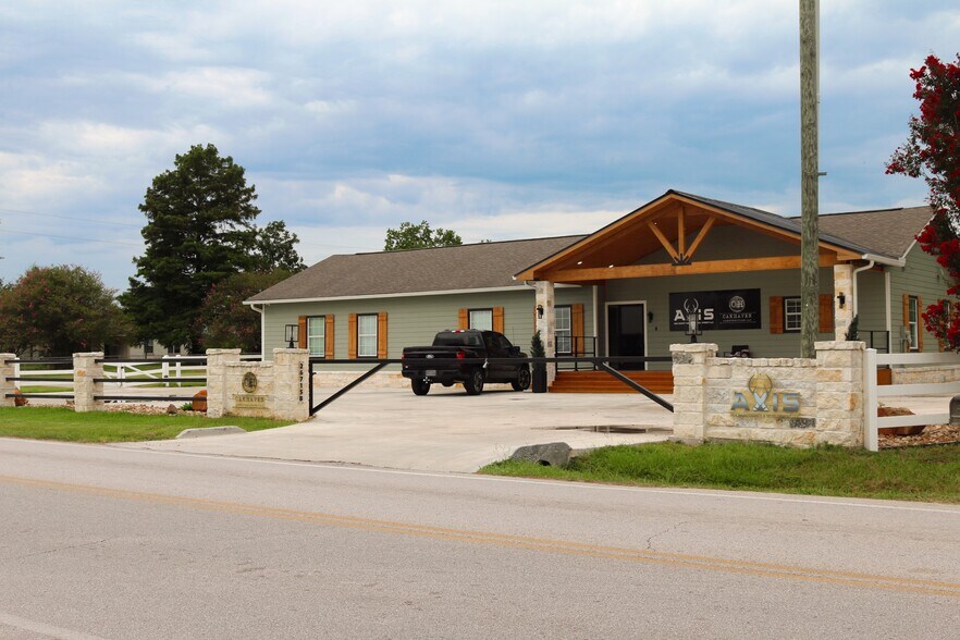 More Photos Of 26715B Decker Prairie Rosehl Rd, Magnolia Office For Sale