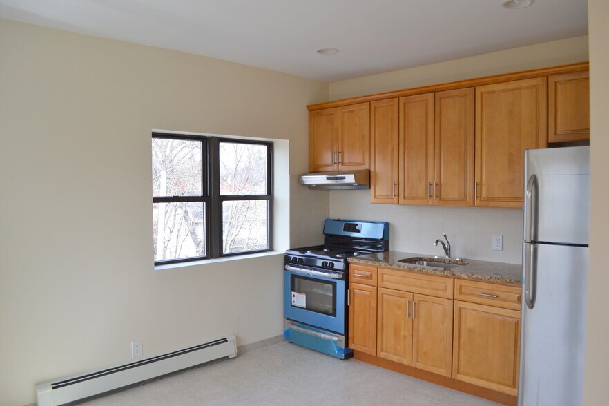 More Photos Of 3 Sherman Ave, Mount Vernon Multifamily For Sale